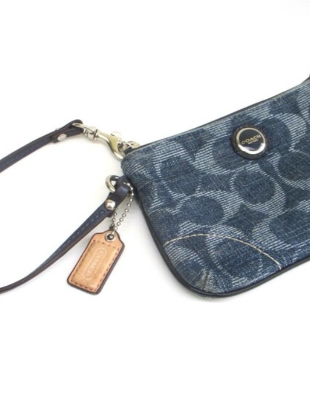 Coach Poppy Blue Signature
Denim/Leather Wristlet - Picture 3 of 16